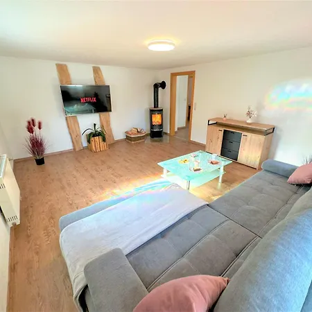 Big For Your Dream Vacation Bavarian Forest + Netflix *